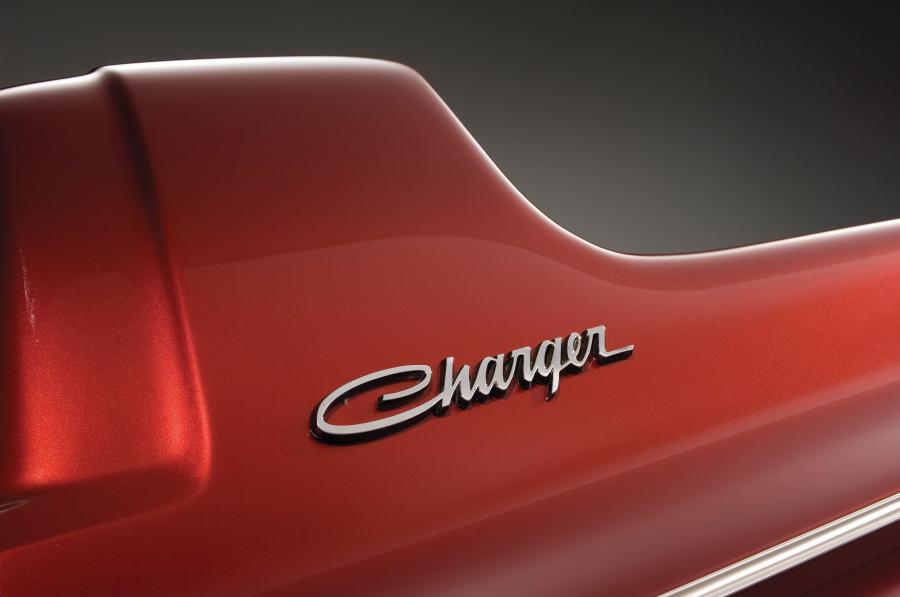  Dodge Charger Roadster Concept 1964 года  (фото 11 из 21)